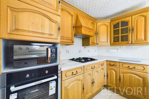 21 Hazel Way, Snedshill, Telford, TF2 9HJ