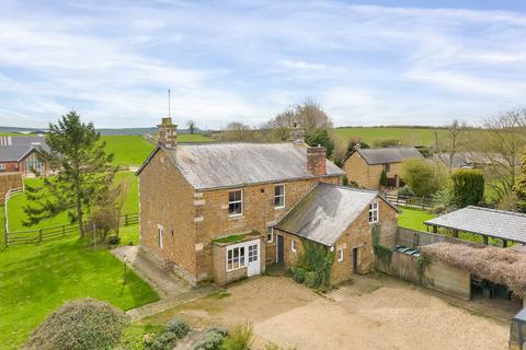 4 bedroom character property for sale, Melton Mowbray LE14