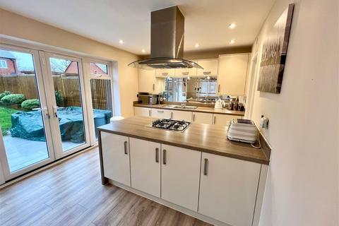 1 Cherry Drive, Tidbury Green, Solihull, B90 1UP