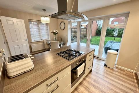 1 Cherry Drive, Tidbury Green, Solihull, B90 1UP