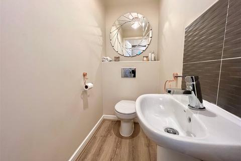 1 Cherry Drive, Tidbury Green, Solihull, B90 1UP