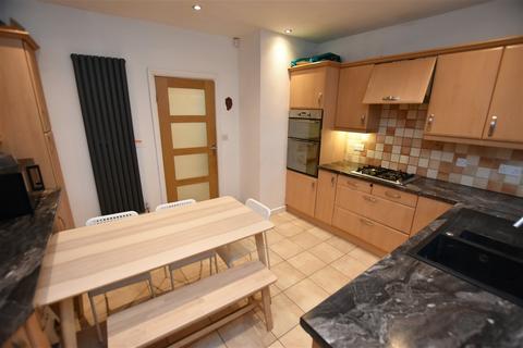 8 Dovedale Avenue, Shirley, Solihull, B90 2AP