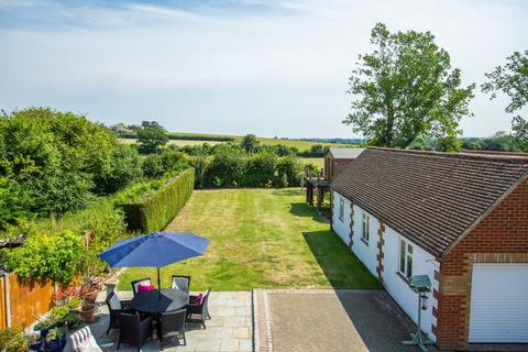 4 bedroom chalet for sale, South Street, Whitstable, CT5