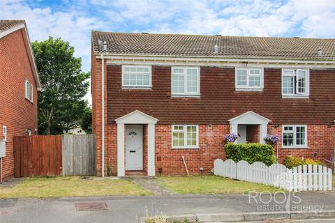 3 bedroom end of terrace house for sale, Arkle Avenue, Berkshire RG19