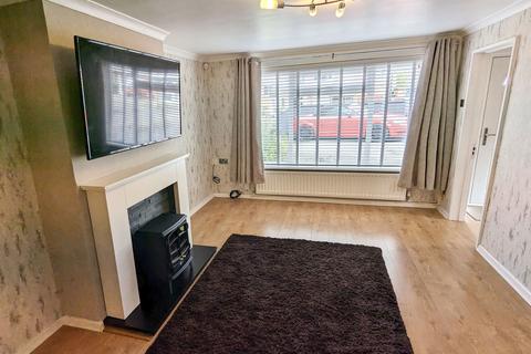 14 Bronte Farm Road, Shirley, Solihull, B90 3DE