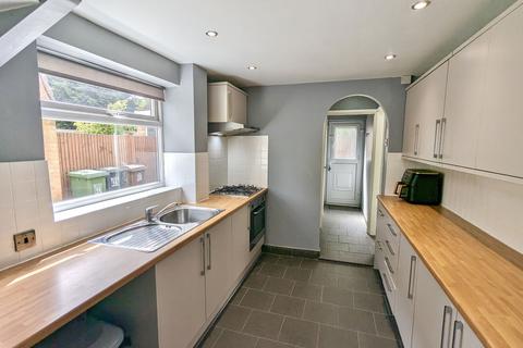 14 Bronte Farm Road, Shirley, Solihull, B90 3DE