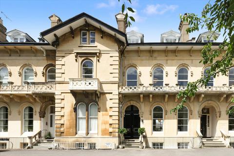 5 bedroom townhouse for sale, Lypiatt Terrace, Cheltenham, Gloucestershire, GL50