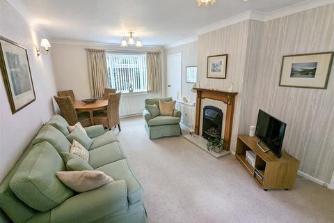 82 Arlescote Road, Solihull, B92 9HY