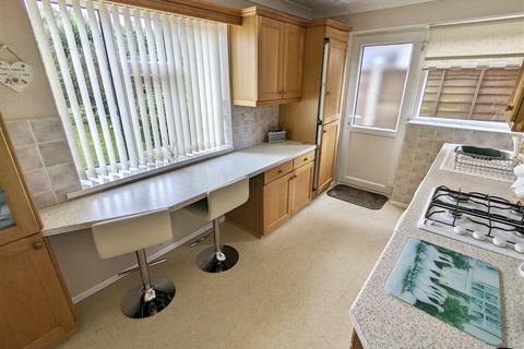 82 Arlescote Road, Solihull, B92 9HY