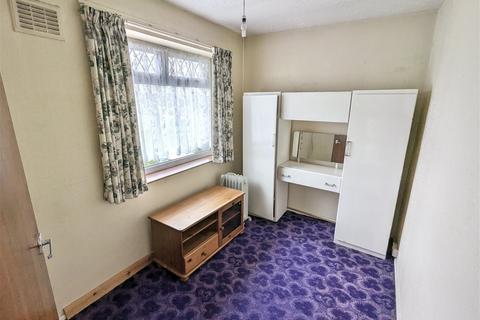 37 Campden Green, Solihull, B92 8HQ