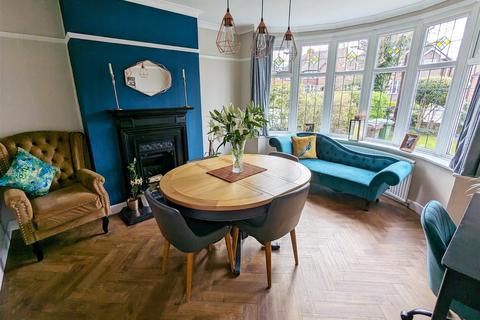 62 Braemar Road, Solihull, B92 8BS