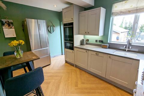 62 Braemar Road, Solihull, B92 8BS