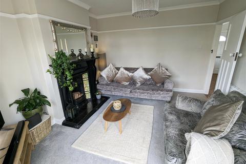 62 Braemar Road, Solihull, B92 8BS
