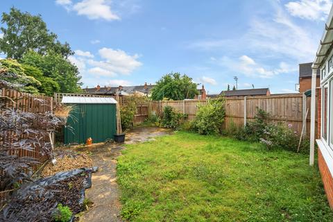 48 Deans Way, Gloucester, GL1 2QF