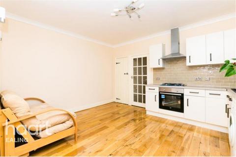 1 bedroom flat to rent, Greenford Road UB6