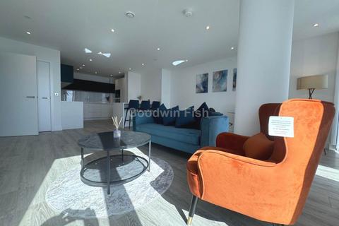 3 bedroom apartment to rent, Silvercroft Street, Manchester
