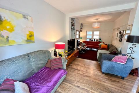 106 Burman Road, Shirley, Solihull, B90 2BQ