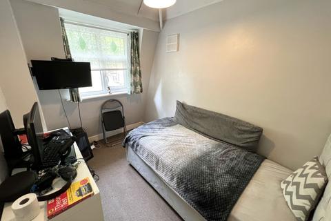 132 School Road, Hall Green, Birmingham, B28 8JE