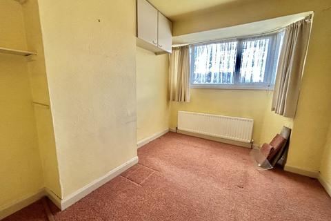 96 Clinton Road, Shirley, Solihull, B90 4RG