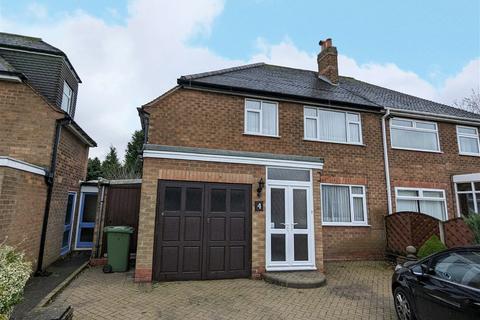 4 Bearley Croft, Shirley, Solihull, B90 4DL