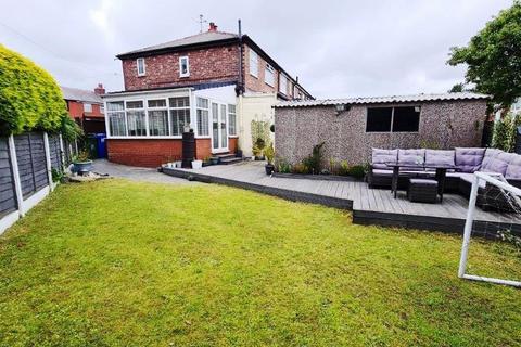 3 bedroom semi-detached house for sale, Swinburne Avenue, Droylsden