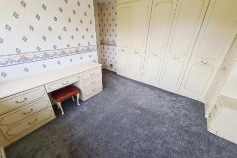 5 Pickmere Close, Droylsden, Manchester, M43 7FF
