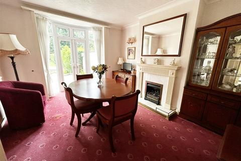 89 Cropthorne Road, Shirley, Solihull, B90 3JL