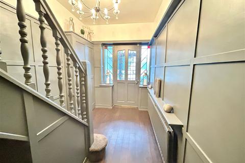 307 Blossomfield Road, Solihull, B91 1TE