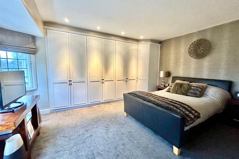 307 Blossomfield Road, Solihull, B91 1TE