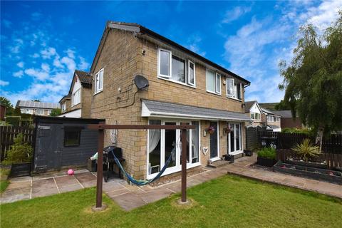 4 bedroom detached house for sale, Ashfield Drive, Halifax, West Yorkshire, HX3