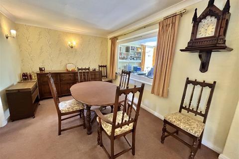 20 Blackthorne Close, Solihull, B91 1PF