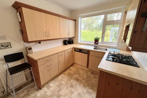 91 Cropthorne Road, Shirley, Solihull, B90 3JL