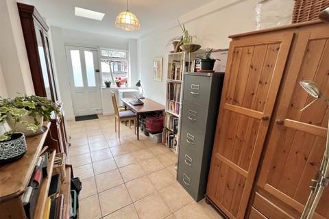 91 Cropthorne Road, Shirley, Solihull, B90 3JL