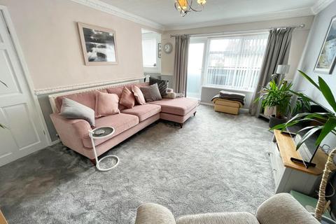 42b Beach Road, Thornton-cleveleys, FY5 1EQ