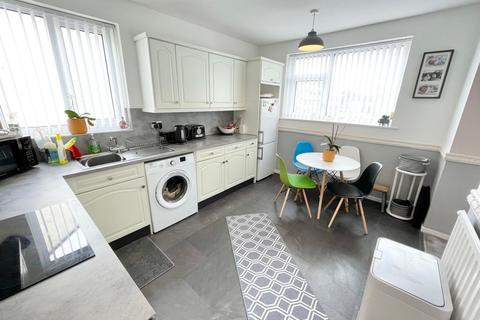 42b Beach Road, Thornton-cleveleys, FY5 1EQ
