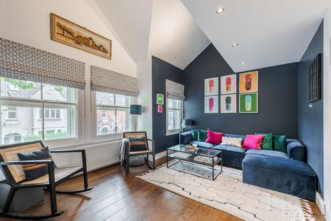 3 bedroom flat to rent, Wandsworth Bridge Road, London SW6