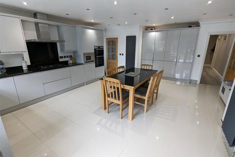 98 Prospect Lane, Solihull, B91 1HT