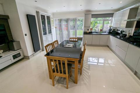 98 Prospect Lane, Solihull, B91 1HT