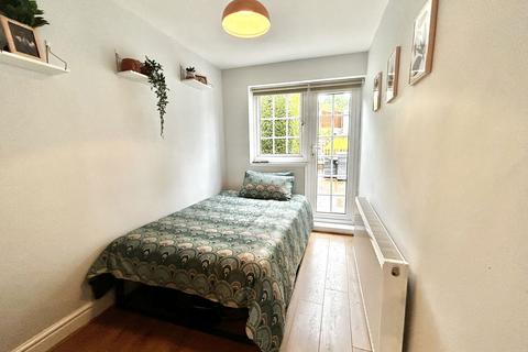 40 Amberley Road, Olton, Solihull, B92 7NP