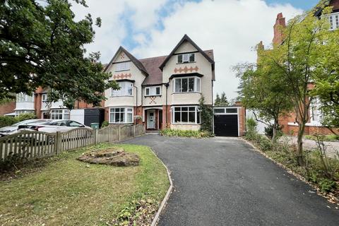 5 bedroom semi-detached house for sale, Kineton Green Road, Solihull