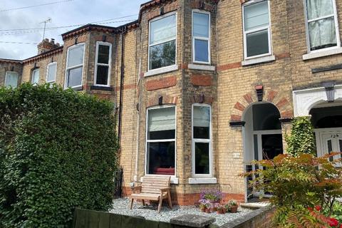 4 bedroom terraced house for sale, Sunny Bank, Hull, HU3 1LE