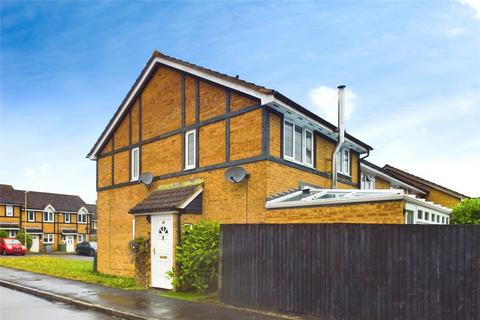 1 bedroom end of terrace house for sale, Warblington Close, Tadley, Hampshire, RG26