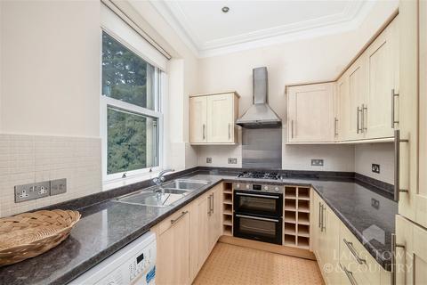 3 bedroom apartment to rent, Mannamead Road, Plymouth PL3