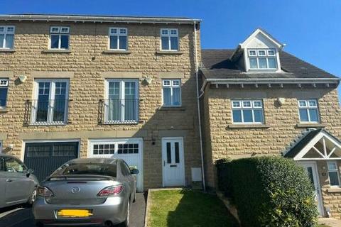 4 bedroom terraced house to rent, River View, Woolley Grange, Barnsley, West Yorkshire, S75