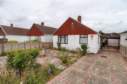 2 bedroom detached bungalow for sale, Oakwood Road, Hayling Island