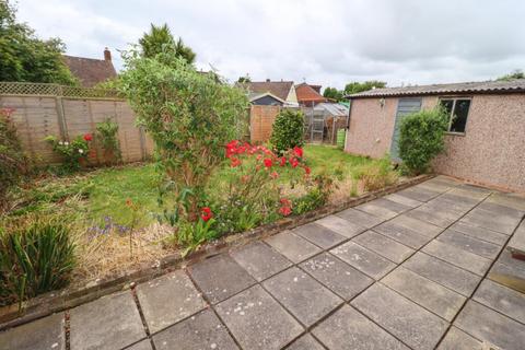 2 bedroom detached bungalow for sale, Oakwood Road, Hayling Island