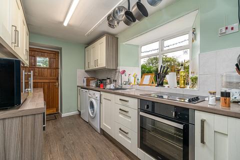 3 bedroom cottage for sale, Stable Yard, Kettering NN14