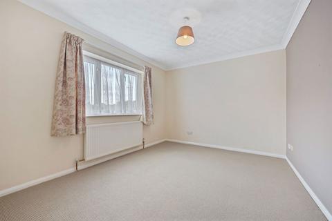 2 bedroom detached bungalow for sale, Milldale Gardens, Kettering NN15