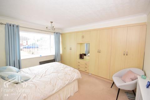 3 bedroom bungalow for sale, Poulton Avenue, Lytham St Annes