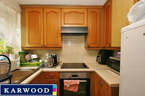 123 Glencoe Road, Hayes, UB4 9SN